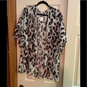 Snow leopard kimono